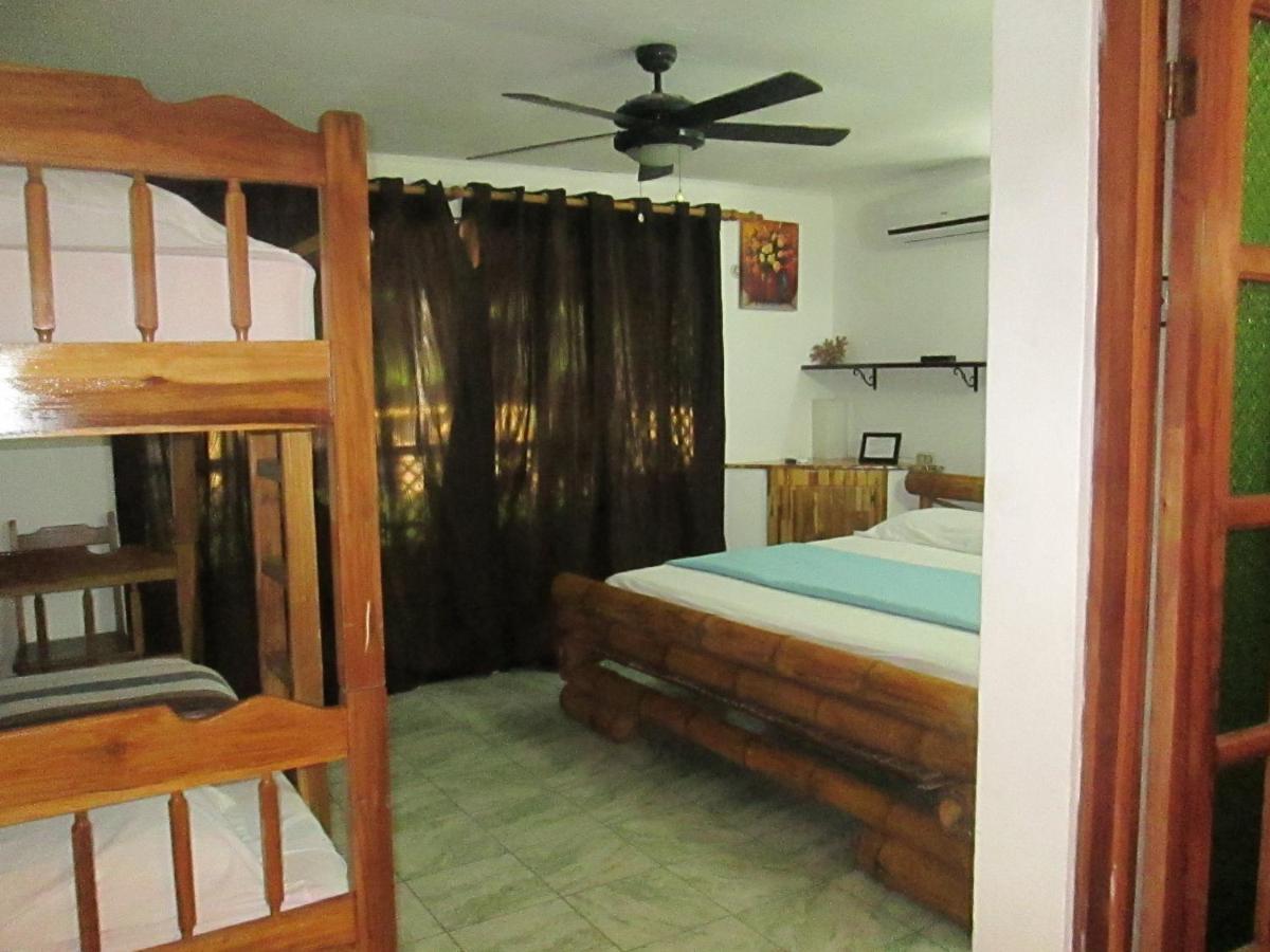 Hotel Bugabutik Puerto Viejo de Talamanca 외부 사진