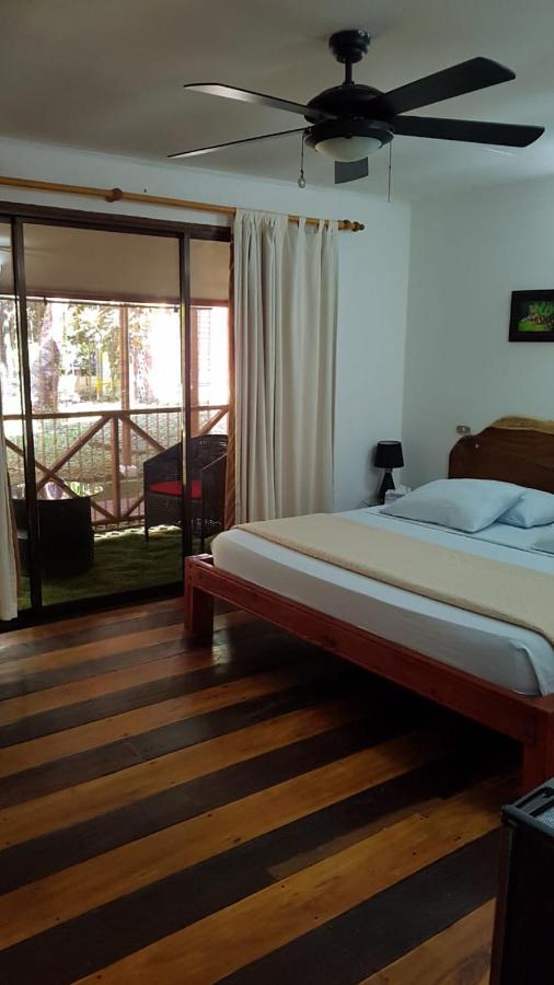 Hotel Bugabutik Puerto Viejo de Talamanca 외부 사진