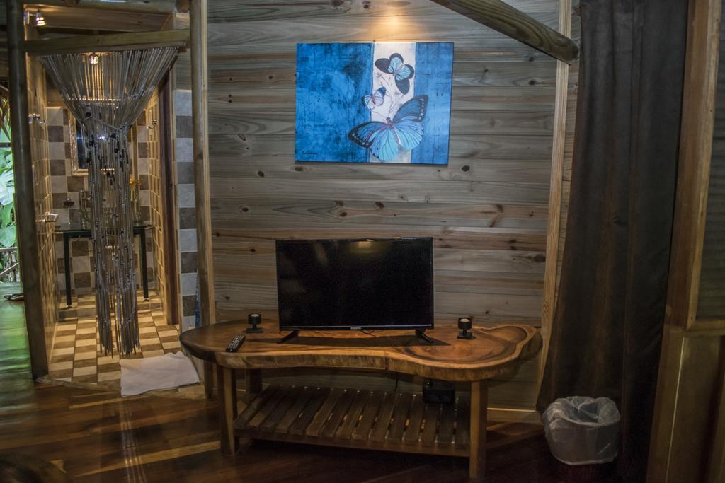 Hotel Bugabutik Puerto Viejo de Talamanca 외부 사진