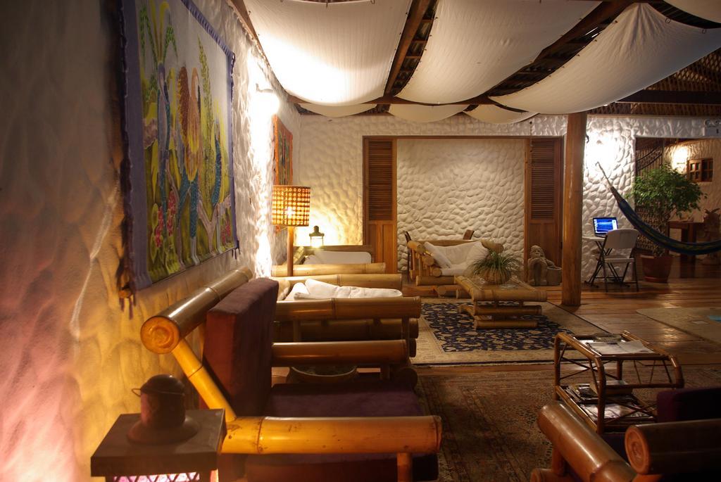 Hotel Bugabutik Puerto Viejo de Talamanca 외부 사진
